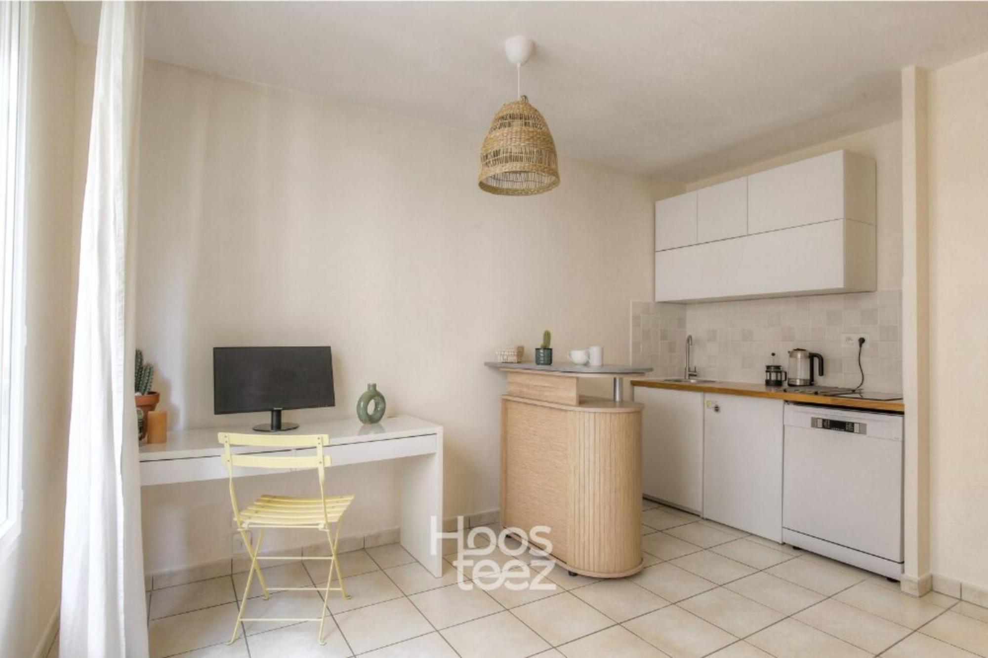 Le Calme Et Cosy Avec Parking Gratuit Apartment Lyon Exterior photo